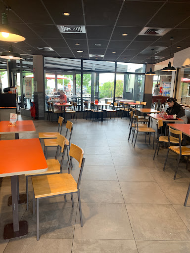 Photo 5 - Burger King