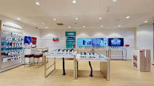 Photo n°26 de Boutique SFR Challans à Challans (Opérateur téléphonique)