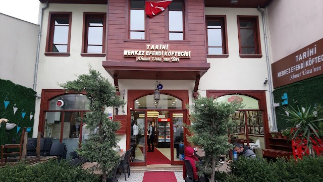 Tarihi Merkezefendi Köftecisi Ahmet Usta'nın Yeri