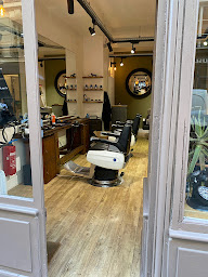 Photo n°9 de Raphael Coiffeur Barbier à Paris (Barbier)