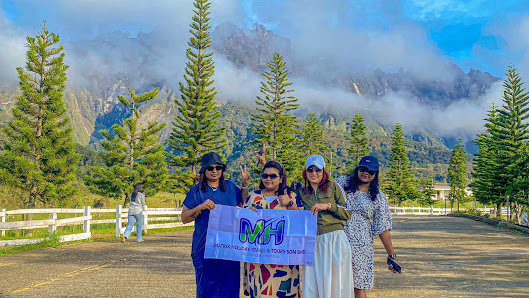 Matrix Holiday Travel & Tours Sdn Bhd 8A-10A, Matrix Holiday Travel & Tours Sdn Bhd, Jalan Permai, Taman Sijangkang Permai, 42500 Telok Panglima Garang, Selangor, Malaysia