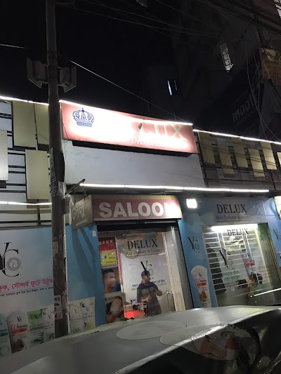Photos of Delux Saloon