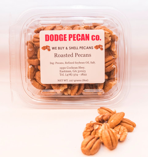 Dodge Pecan Company Logo