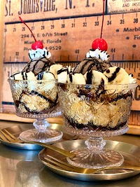 Mew カフェ＆セレクト雑貨