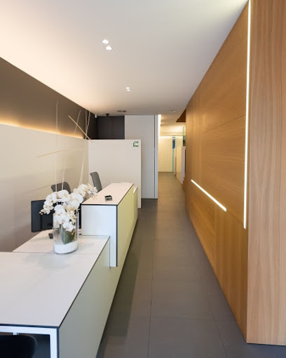 Clínica Dental Mataró | MónBlanc