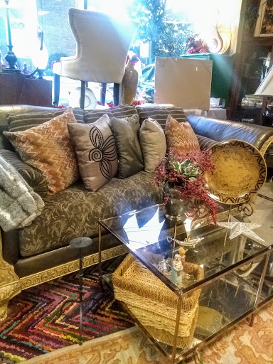 Miss Mo's Home Furnishings - Thumbnail