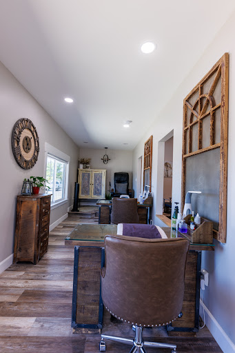 Sixth & Main The Salon and Spa