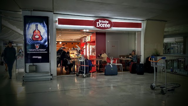 Brioche Dorée - Terminal 2D - Portes D68 - D69