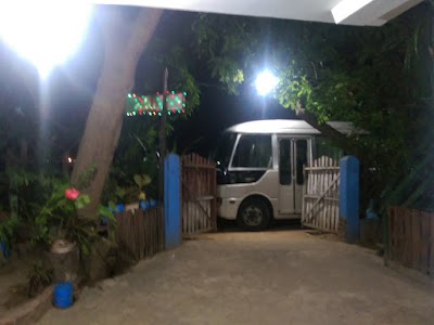 Photos of River Hut
