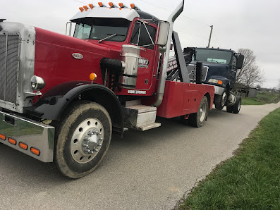 Skinner's auto & towing. featured image