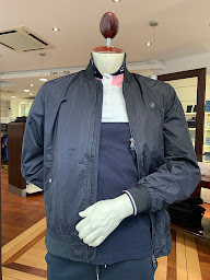 Photo n°5 de Eden Park à Agen (Magasin de vêtements pour femmes)