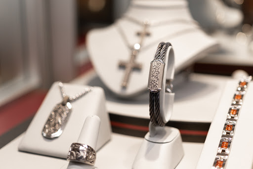 The Jeweler's Box - Thumbnail