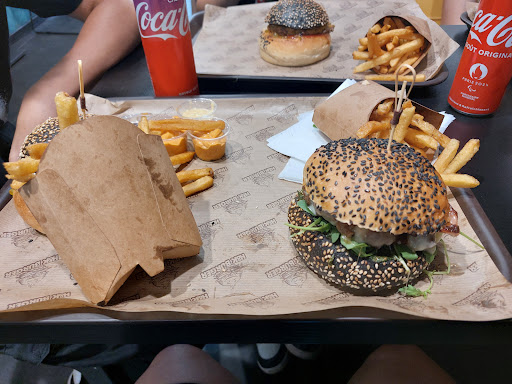 Photo 4 - H&K BURGER