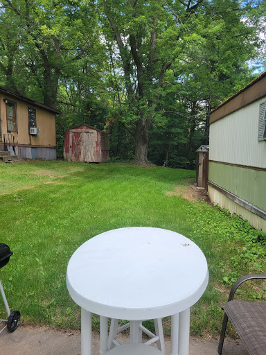 Hillcrest Manufactured Home Community