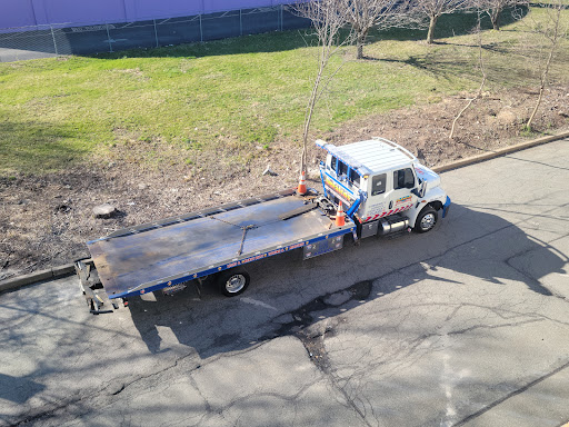 DeFalco’s Instant Towing - Thumbnail