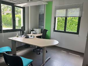 Photo n°2 de Crédit Agricole Centre Ouest à Magnac-Bourg (Agence d'assurance)
