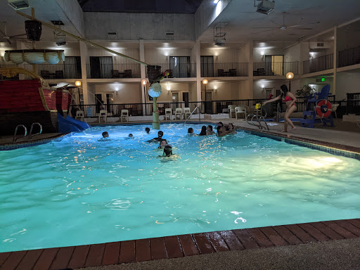 Adventureland Inn Gallery - United States