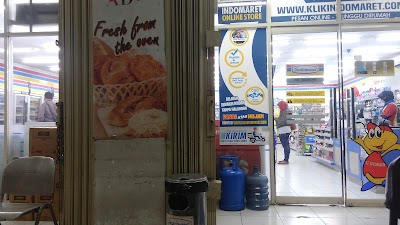 Photos of Indomaret Dr. Wahidin