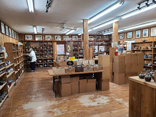 Alewine Pottery - Thumbnail