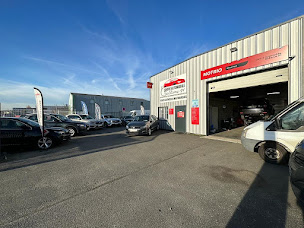 Photo n°11 de Centre Automobile Bellevue 91 - Motrio à Arpajon (Magasin de pneus)