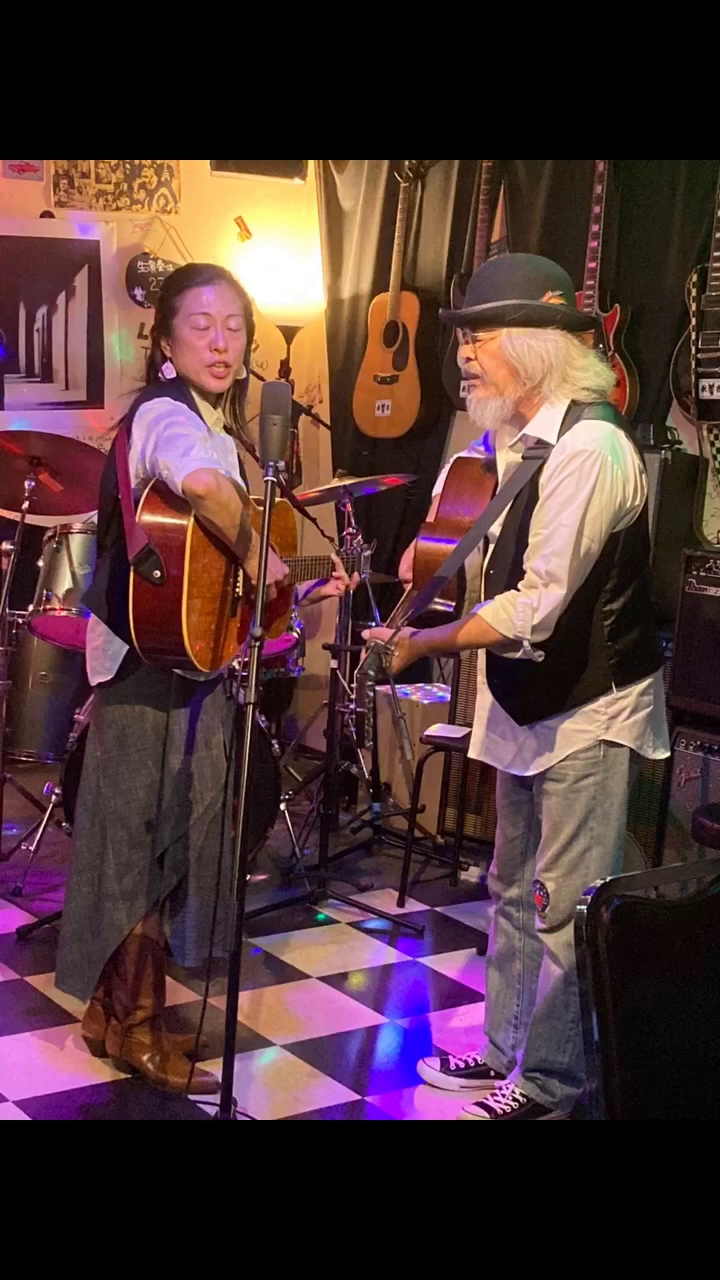 BLACK CAT TIGER 永吉 ROCK'N' ROLL HOUSE