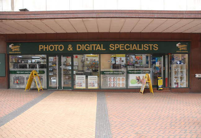 Snappy Snaps