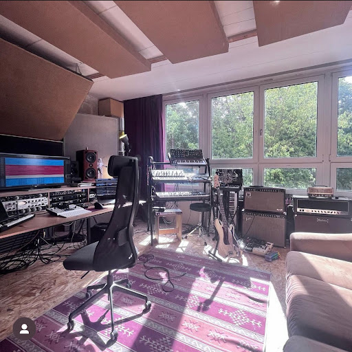 Rakäte Studio - Visual