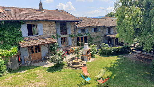 Photo de Gîte La Charrette Fleurie