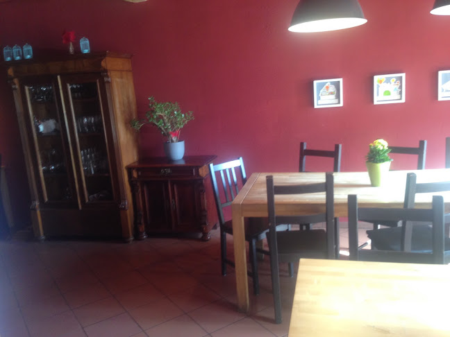 12 stolików - Restauracja