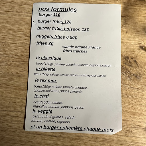 Photo 1 - Un Truck De Food