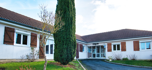 Photo de EHPAD Les Bouquets en Creuse à Bellegarde (30127)