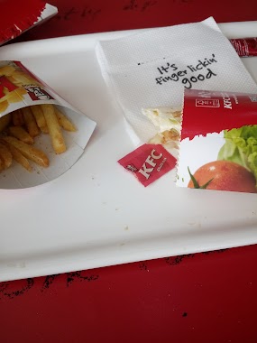 KFC - Av. Das Indústrias, Author: IMRAN TAMBOLI