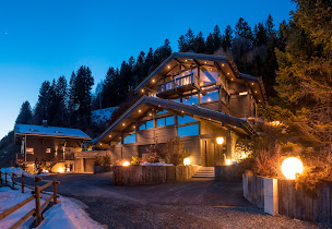 Photo n°19 de Axe & D - Architecture lumière à Poisy (Constructeur de maisons en bois)