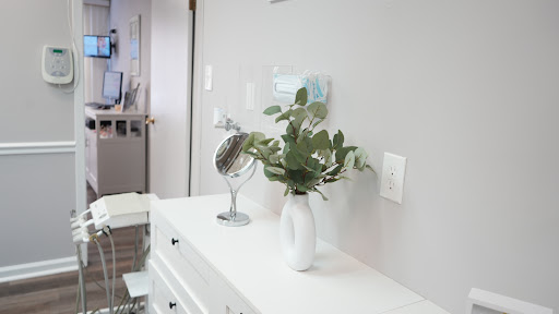 Smile Design and Implant Center - Thumbnail