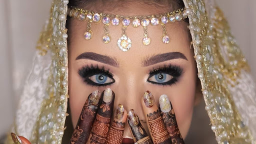 MAKEUP ARTIST untuk MAKEUP WEDDING
