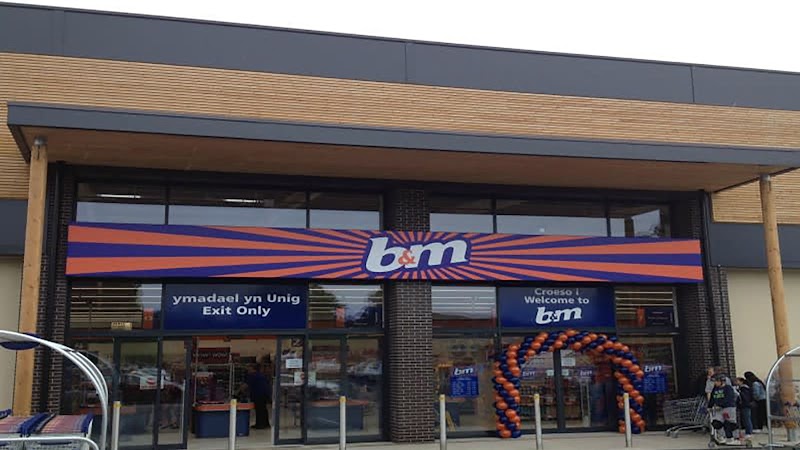 B&M Store photo 2
