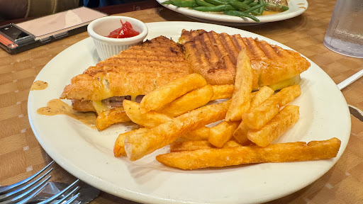 BISTRO C - Visual