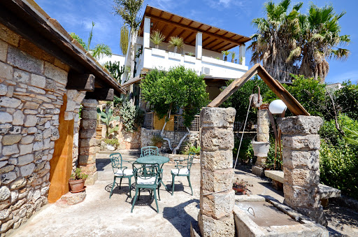 Felline in B&B Dimora di Charme nel Salento - Thumbnail