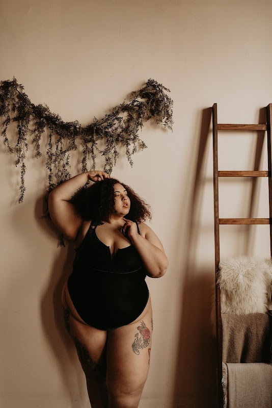 Render Boudoir portfolio — boudoir photography sample 5