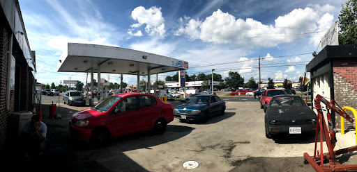 Errol's Gas