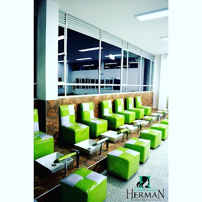 Photos of Academia De Belleza Herma