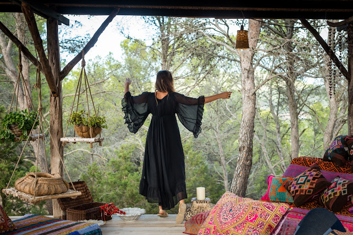 La Galeria Elefante Ibiza by null