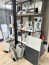 Photo n°20 de Europe Carrelage à Nanterre (Magasin de portes de douche)