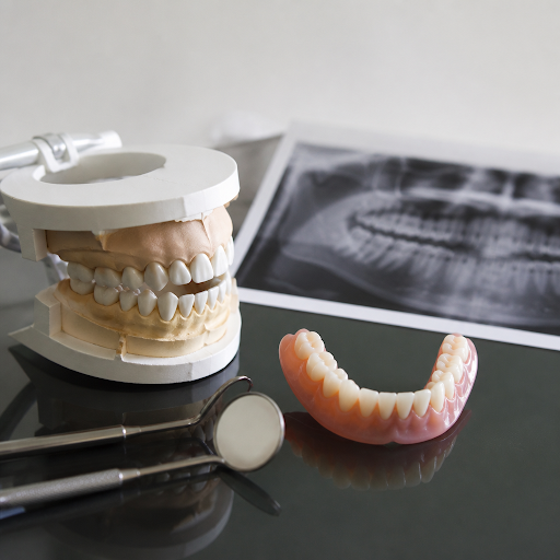 Wondering if full mouth restoration is right for you? At our advanced dental clinic in Thane West… post image