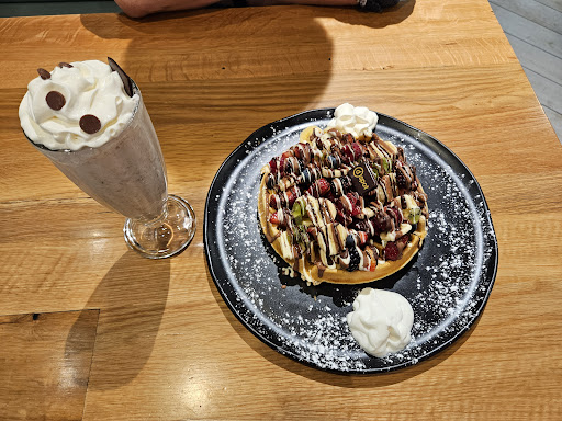 D Spot Dessert Cafe Kitchener - Thumbnail