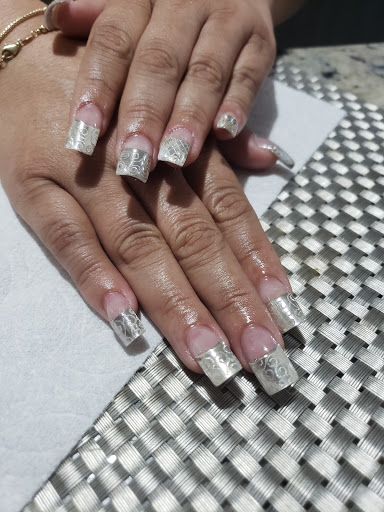 Hair & Nails salon Limón - Thumbnail