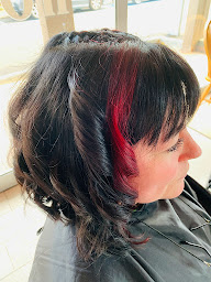 Photo n°18 de Les Ciseaux de Mélanie à Crégy-lès-Meaux (Salon de coiffure)