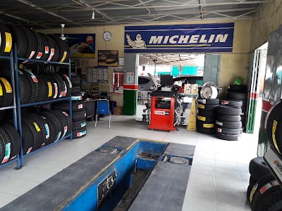 Photos of Gisel Candimas Automotive Care