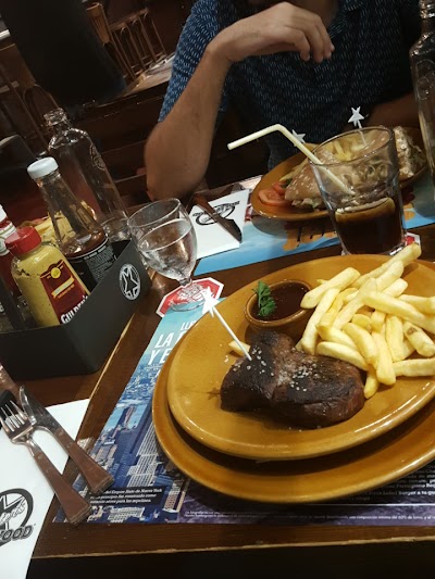 Photos of Foster's Hollywood Vialia M&aacute;laga