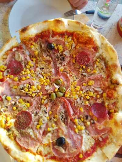Photos of Picerija Caffe Kola